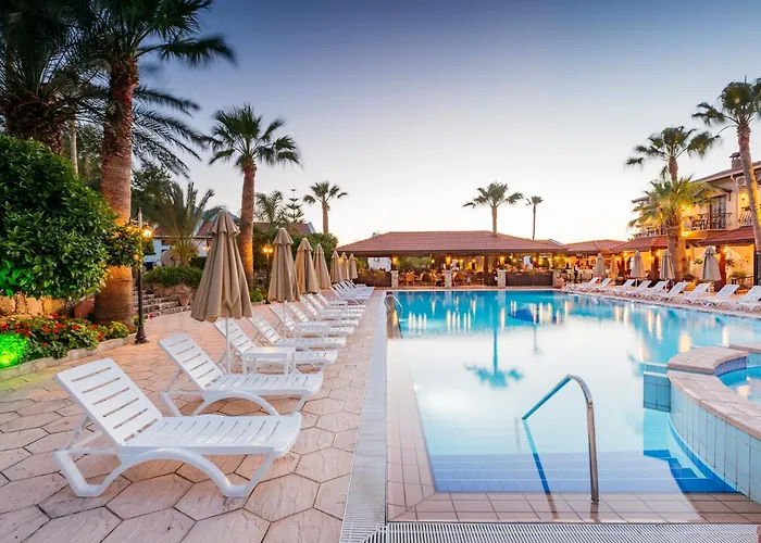 Almond Village * 키레니아