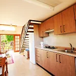 דירה Almond Village